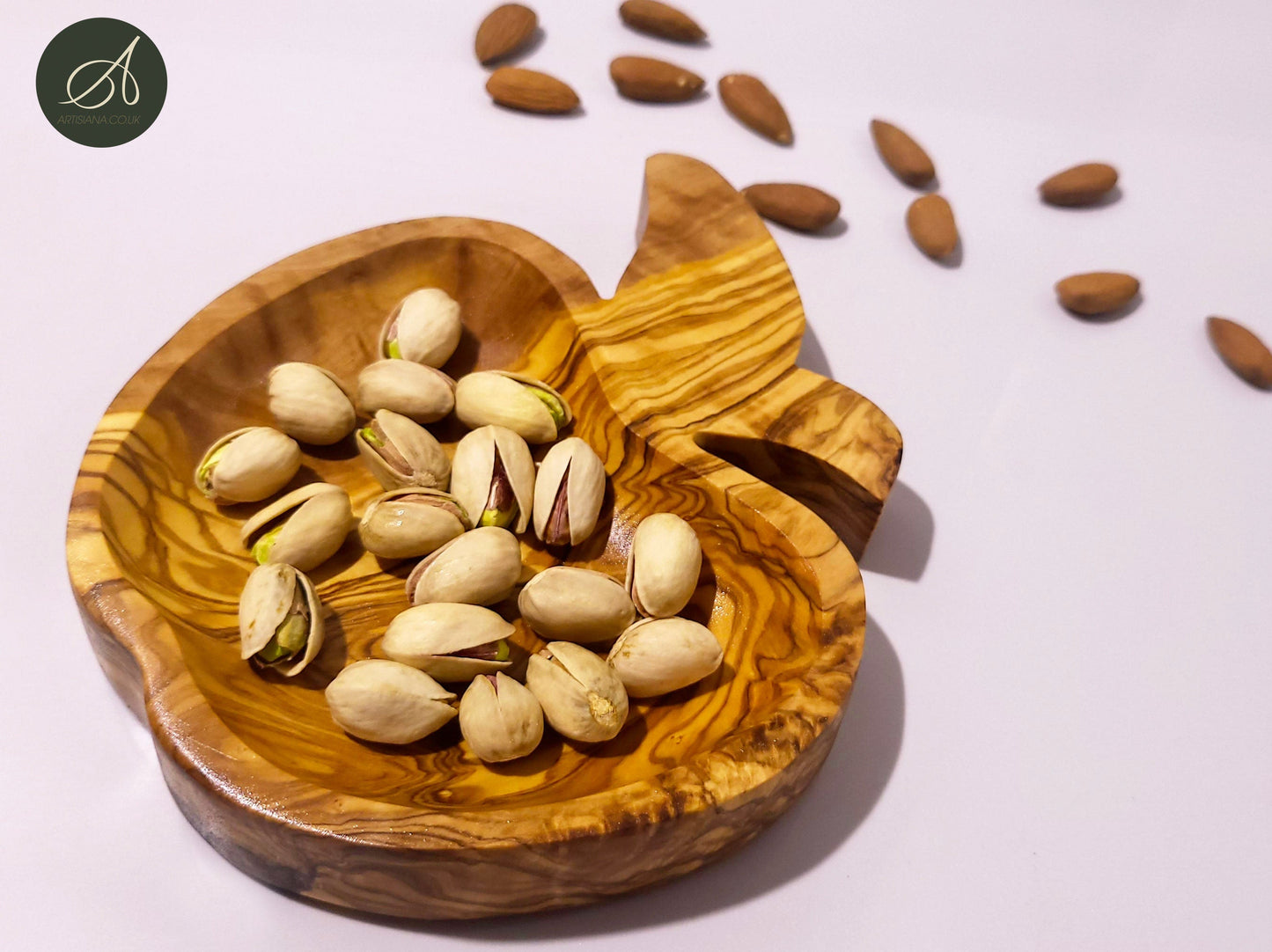 Olive Wood Apple shaped Dish, nut dish, crackers dish, kitchen, restaurant, living room, Sustainably Sourced, Eco-Friendly, handmade, gift