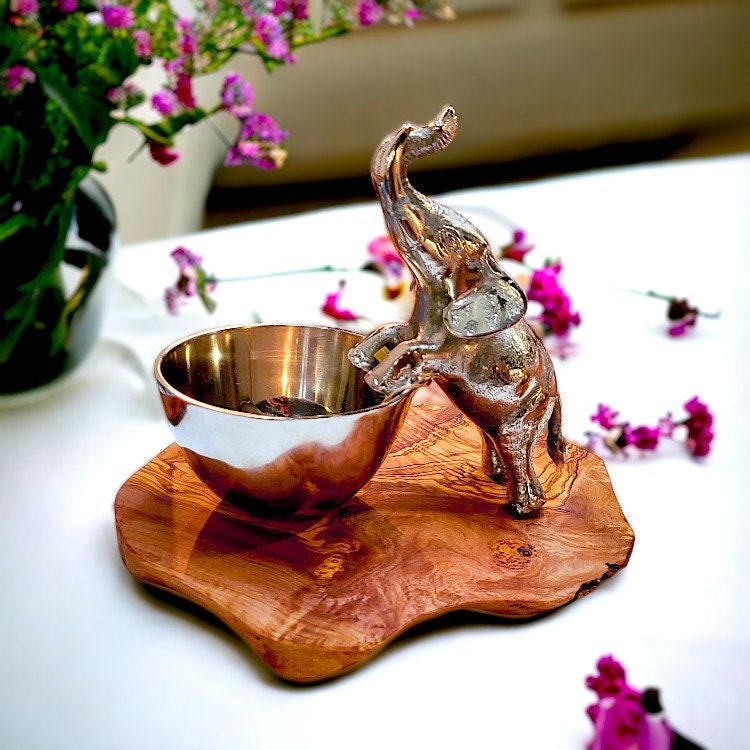 Olive wood base Elephant Bowl