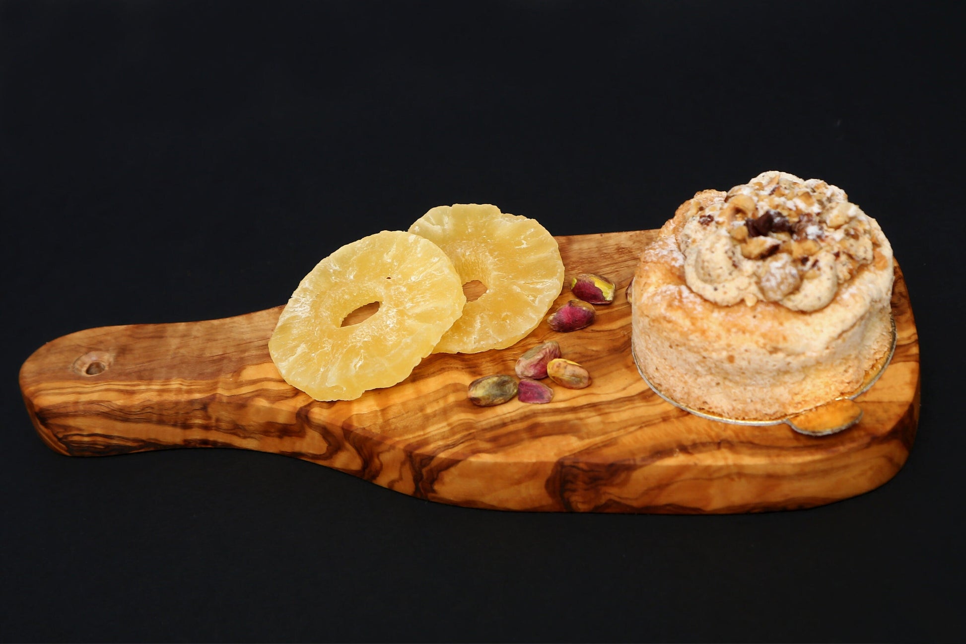 Olive Wood cheese Board with Handle 28 cm, natural, handmade, gift