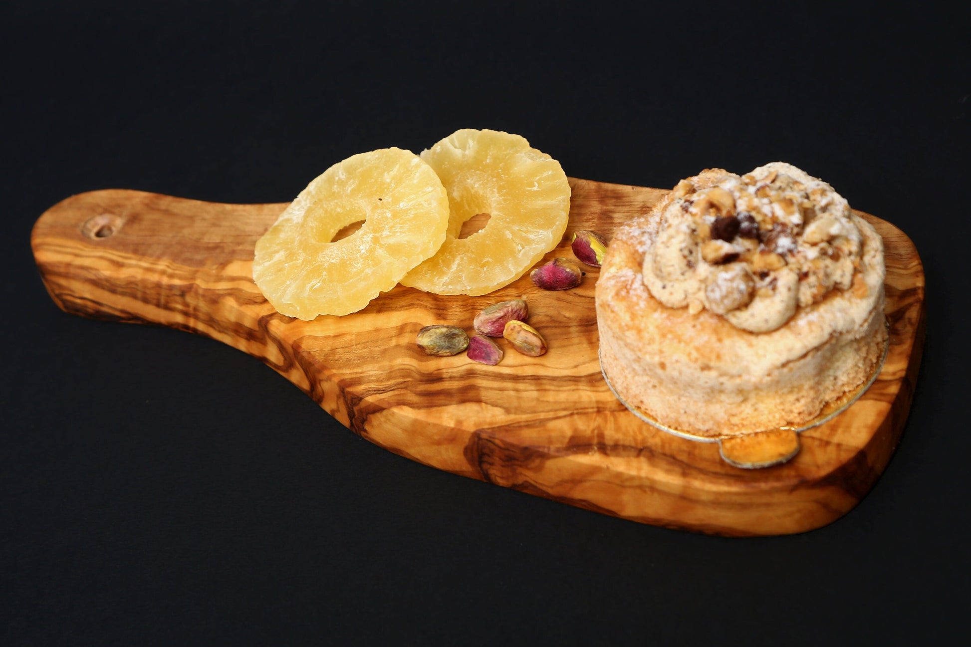 Olive Wood cheese Board with Handle 28 cm, natural, handmade, gift