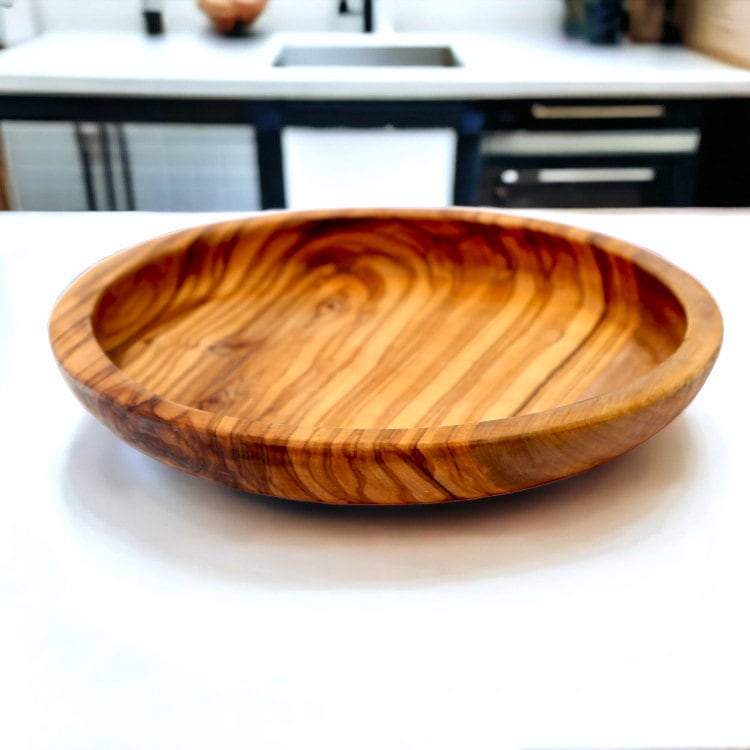 Round Wooden Plate