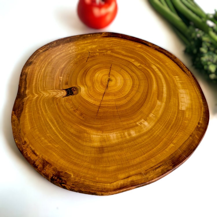 Rustic Round Cutting Board